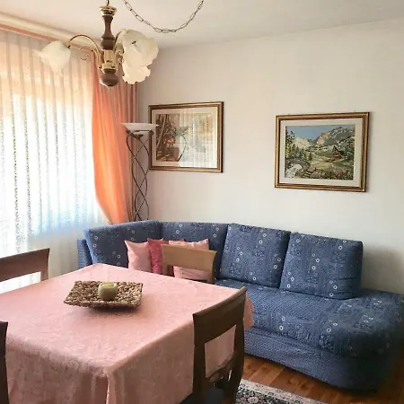 Apartment Casa Manu *